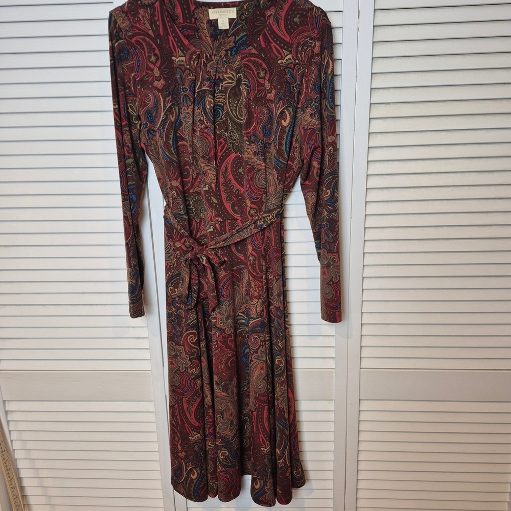 Appleseed's Paisley Print Dress Long Sleeve Belted V Neck Burgundy Petite Lā